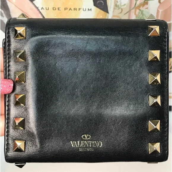 Valentino Garavani Rockstud Leather Trifold Wallet 😍🖤🔥 - Picture 9 of 17